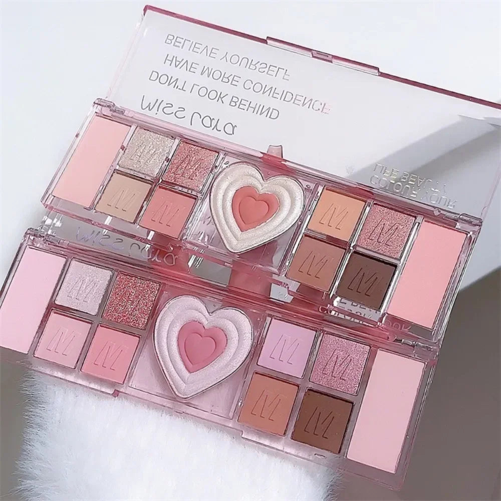 12-färgs Love Heart Eyeshadow Palette – koreansk ögonskugga i rosa hjärtdesign