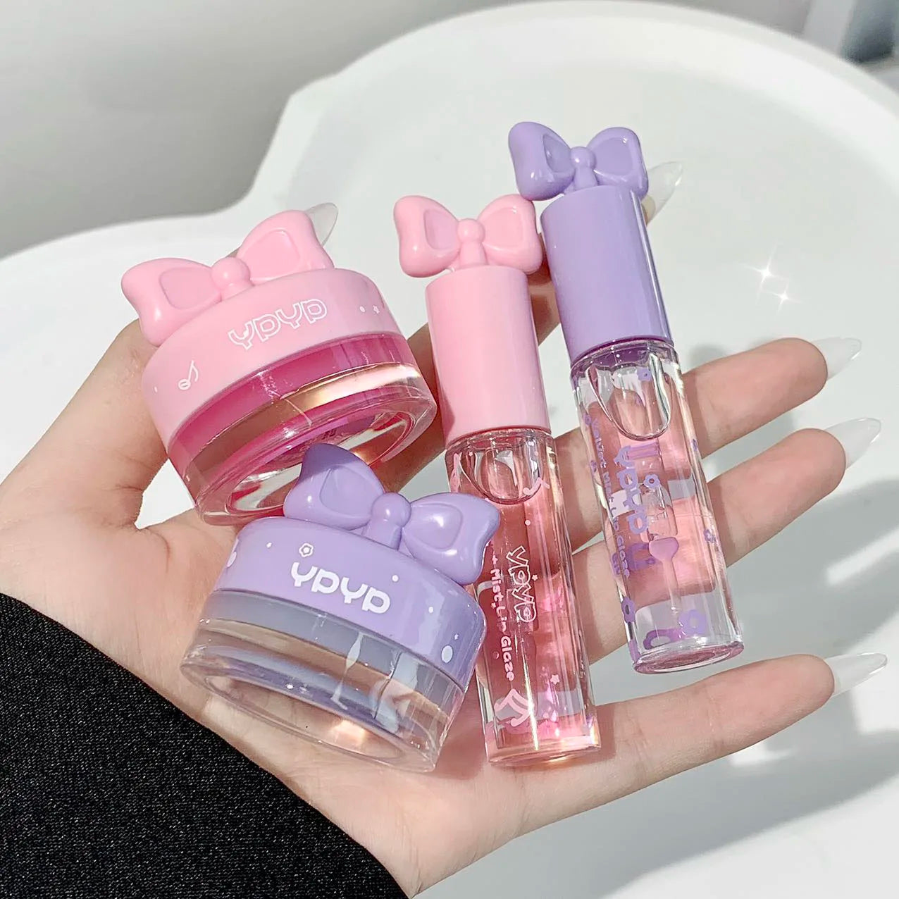 2-delat lip care set – återfuktande lip gloss & lip mask med persikoessens