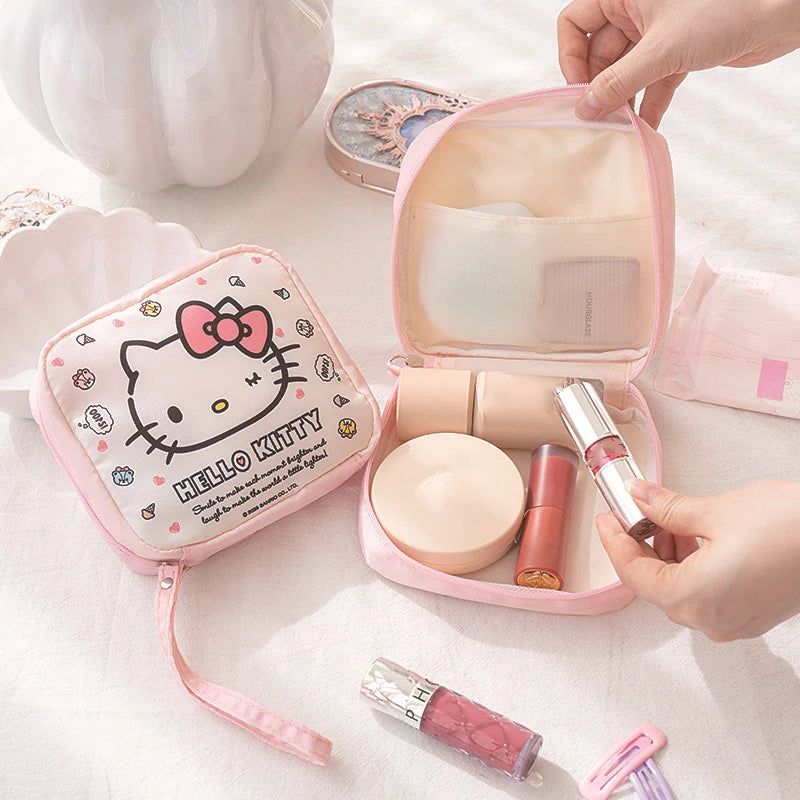 Kawaii Hello Kitty & Kuromi Makeup Bag – söt sminkväska för vardag & resa