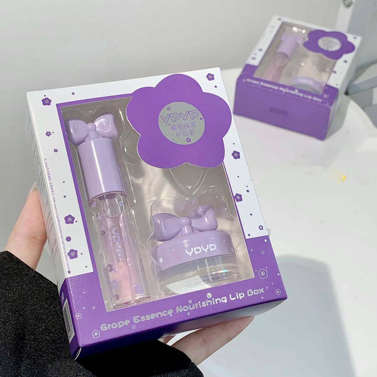 2-delat lip care set – återfuktande lip gloss & lip mask med persikoessens