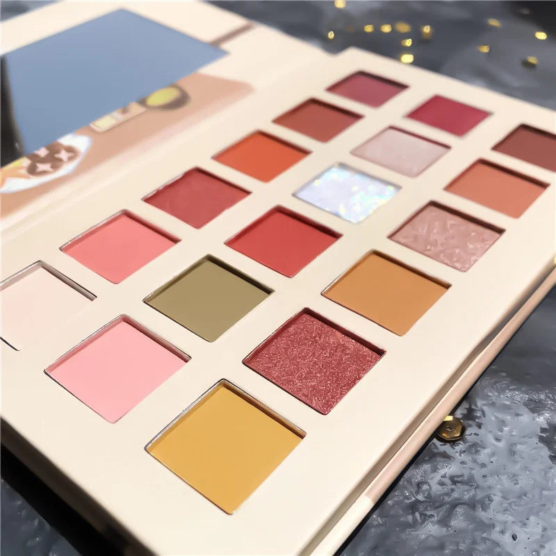 18-färgs Cat Eyeshadow Palette – matt, skimrande & glitter