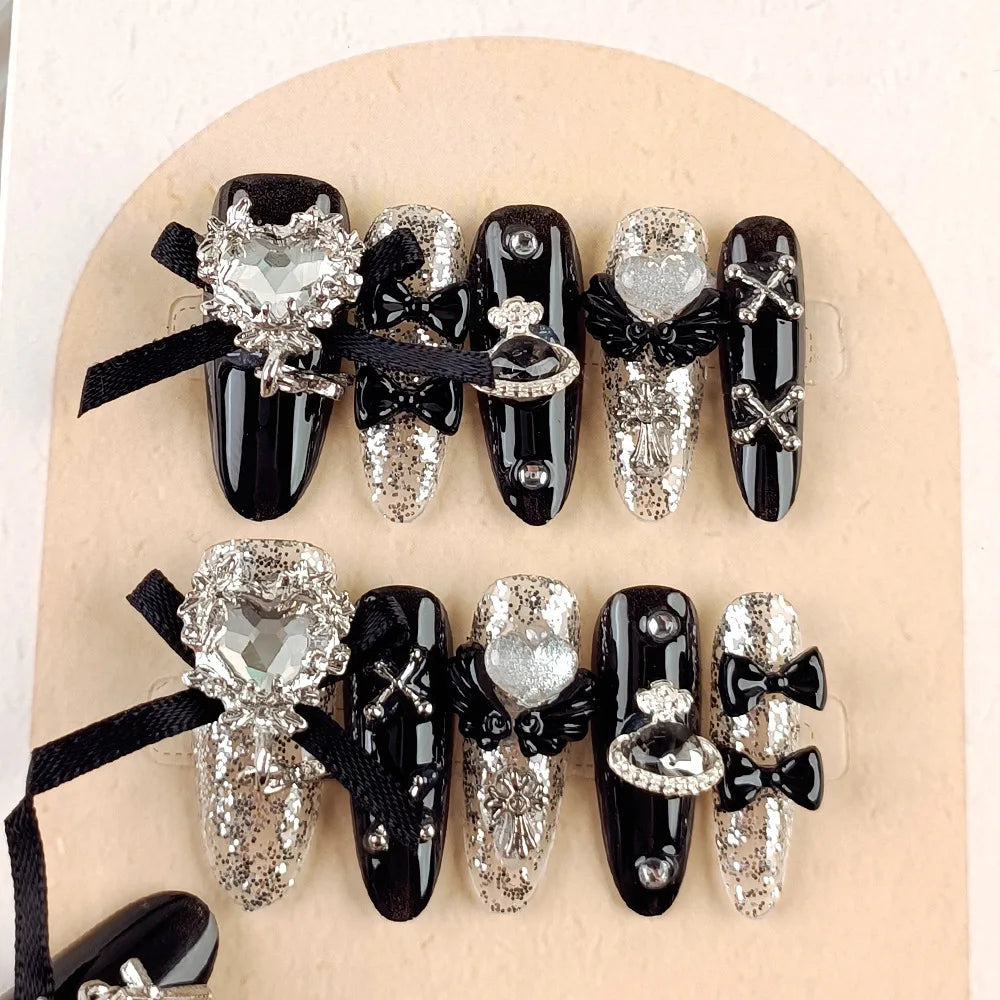 Handgjorda press-on naglar – rosa med svarta rosetter, återanvändbara