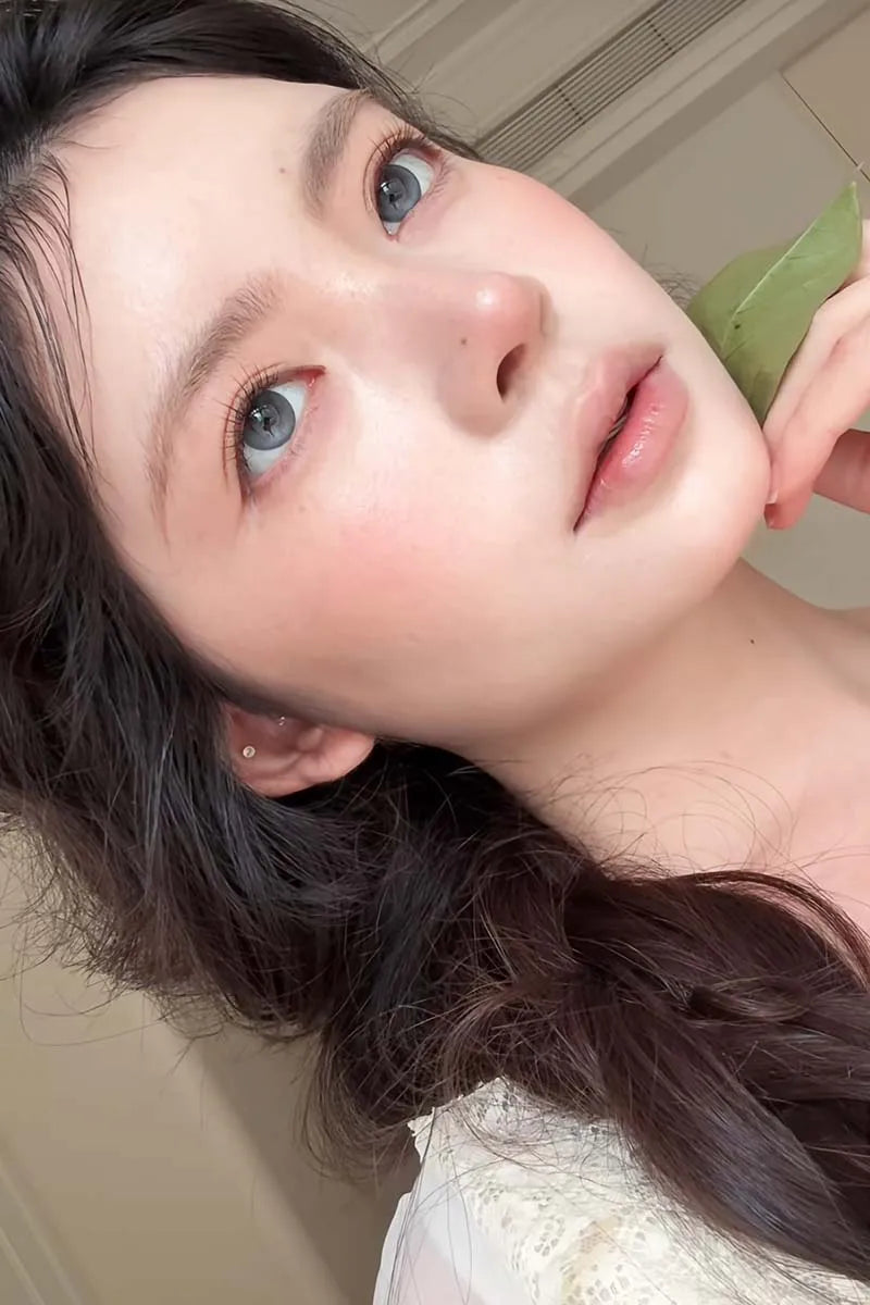 Milk Tea – flytande matt ögonskugga