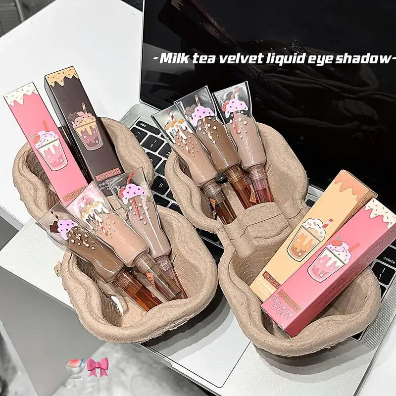 Milk Tea – flytande matt ögonskugga