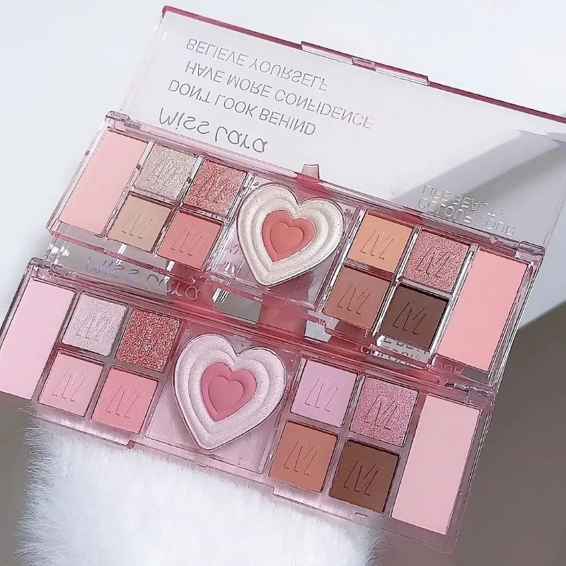 12-färgs Love Heart Eyeshadow Palette – koreansk ögonskugga i rosa hjärtdesign