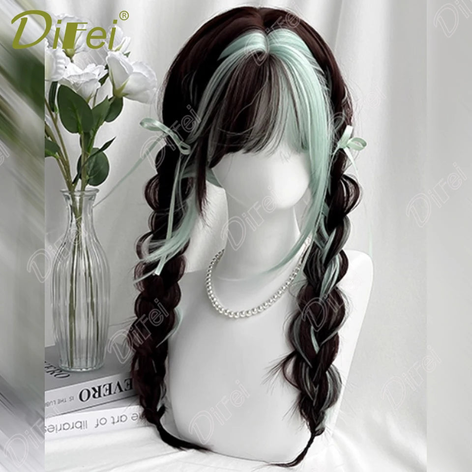 Mintgrön lolita-peruk 66 cm – lång rak syntetperuk med lugg