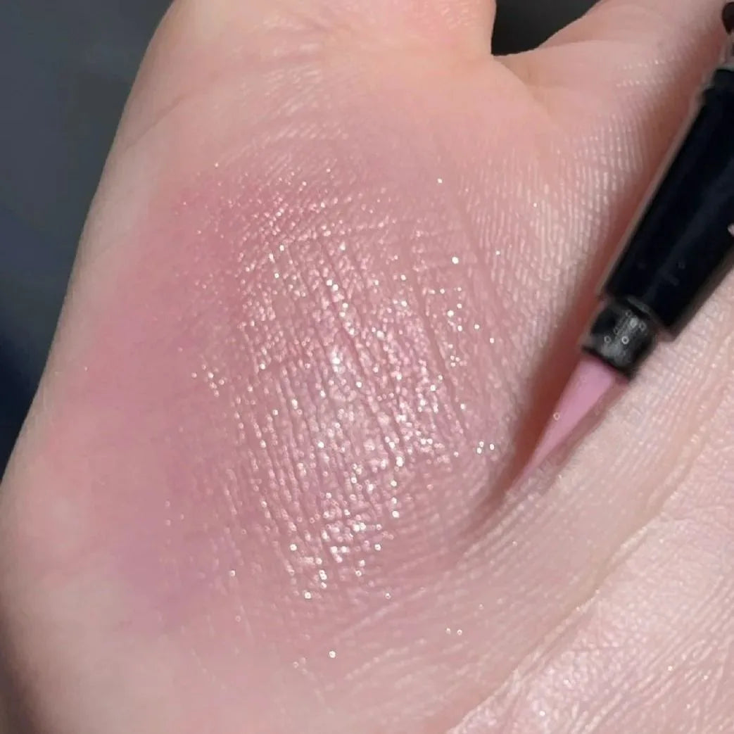 Lying Silkworm-penna – skimrande eyeliner för aegyo sal