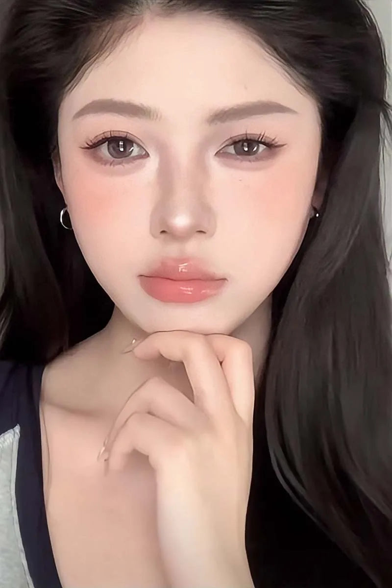 Milk Tea – flytande matt ögonskugga