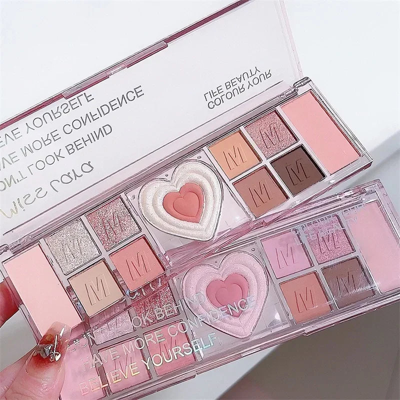 12-färgs Love Heart Eyeshadow Palette – koreansk ögonskugga i rosa hjärtdesign