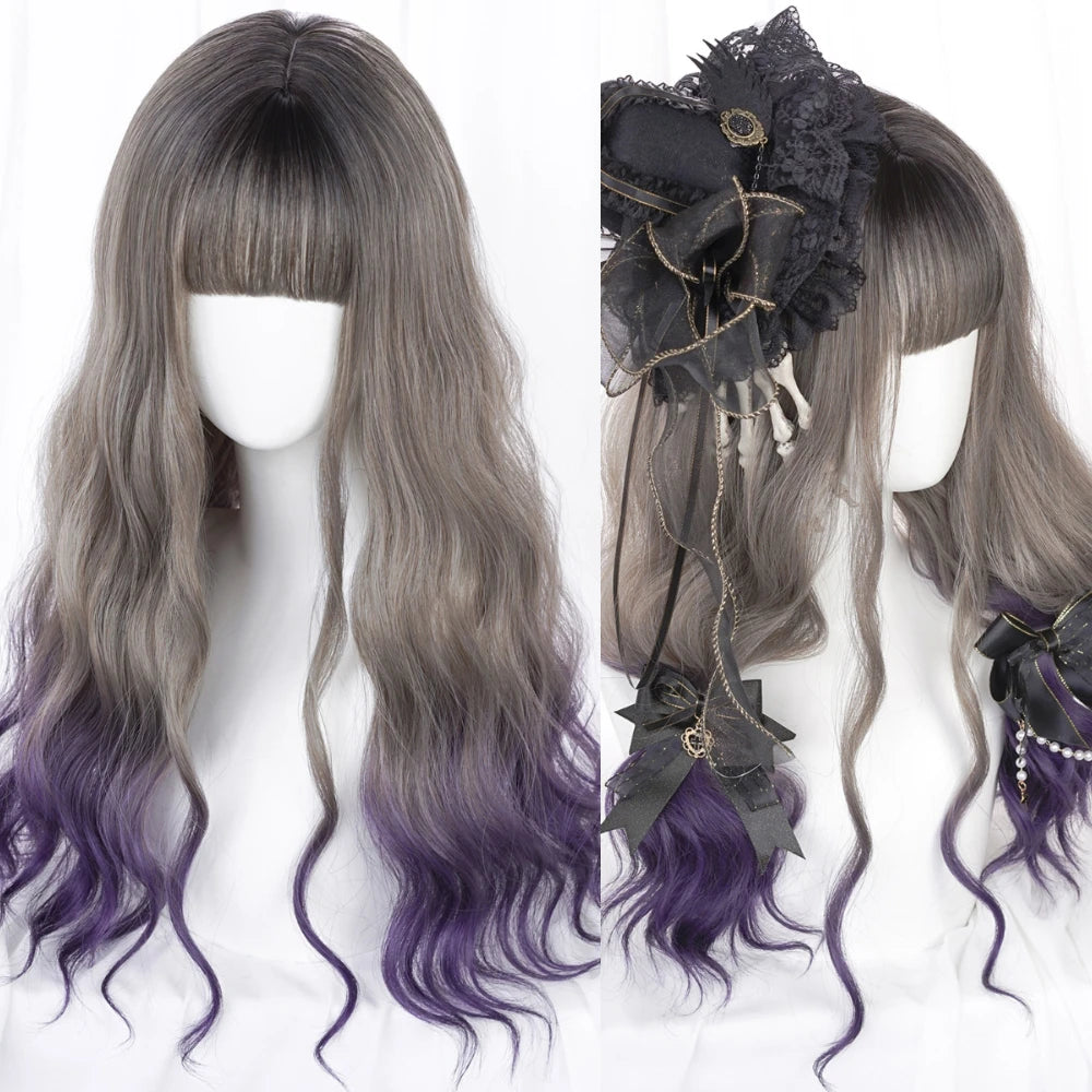 Lolita-peruk 66 cm – lång vågig rosa peruk med blå/lila ombre & lugg