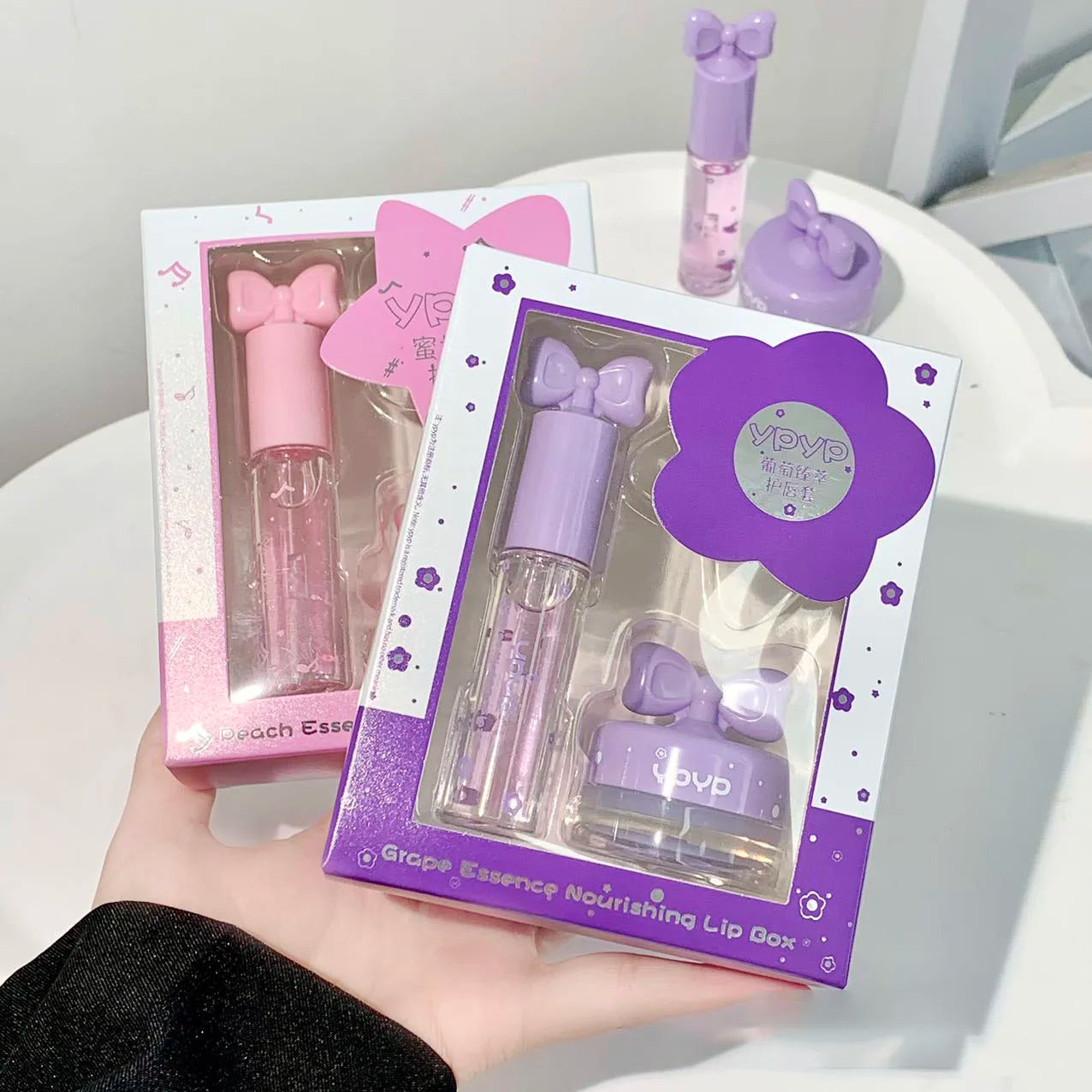 2-delat lip care set – återfuktande lip gloss & lip mask med persikoessens