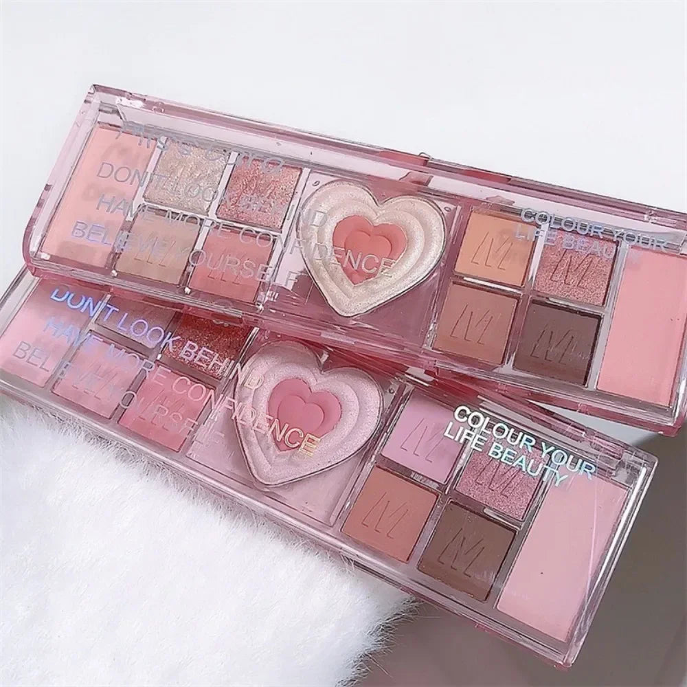 12-färgs Love Heart Eyeshadow Palette – koreansk ögonskugga i rosa hjärtdesign