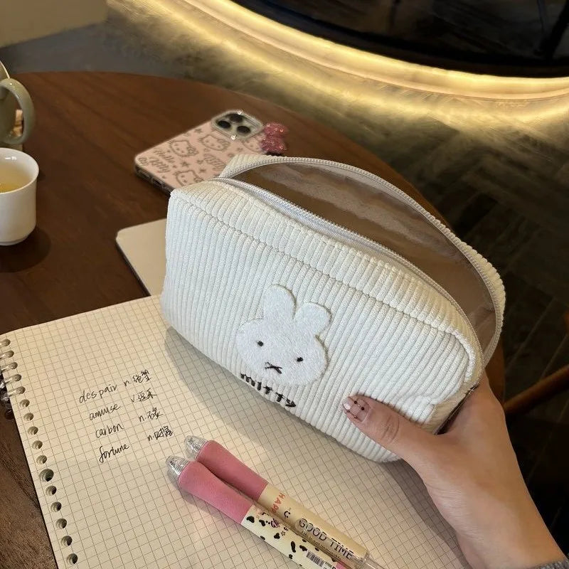 Miffy kanin corduroy-sminkväska – söt och rymlig förvaring