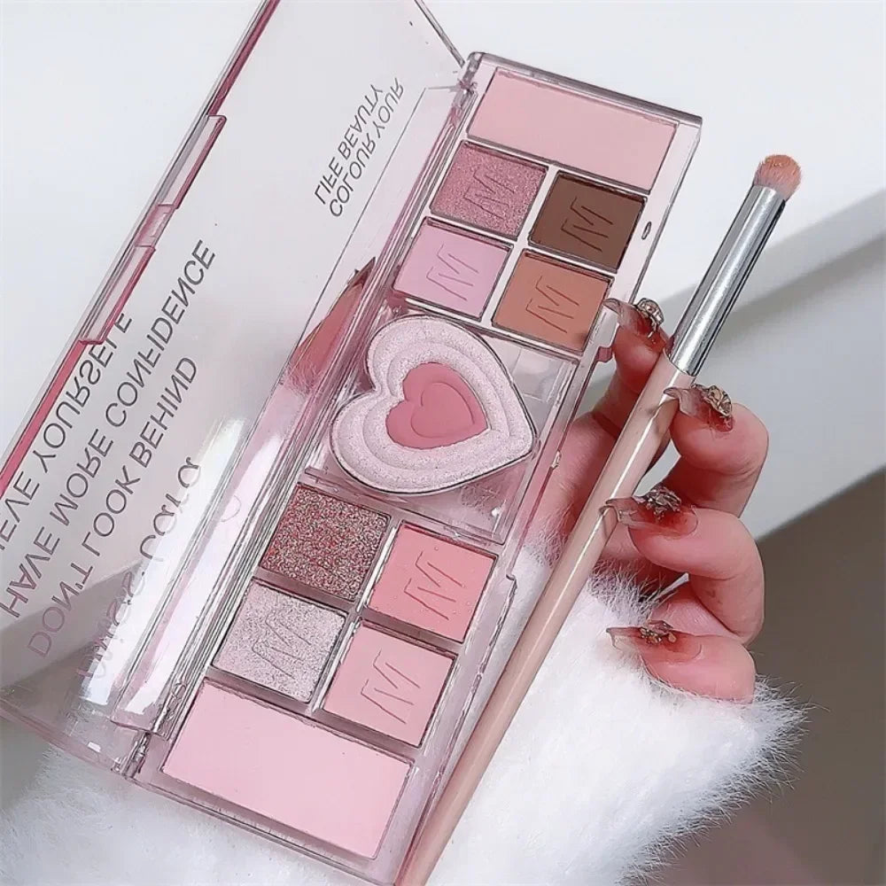 12-färgs Love Heart Eyeshadow Palette – koreansk ögonskugga i rosa hjärtdesign
