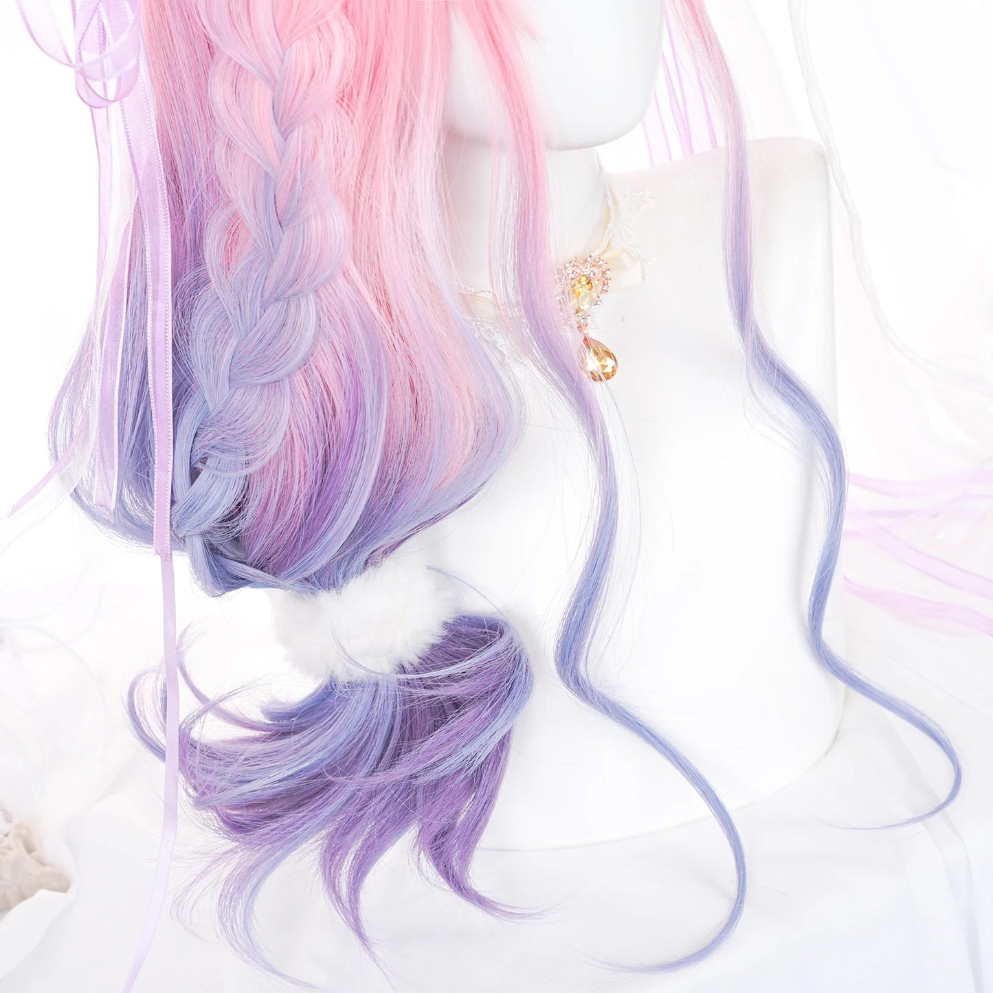 Lolita-peruk 66 cm – lång vågig rosa peruk med blå/lila ombre & lugg