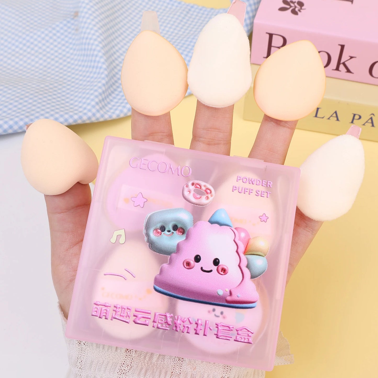 Cute Velvet Powder Puff Set – 5 st mjuka sminksvampar i box för foundation, blush & highlighter