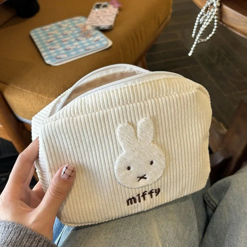 Miffy kanin corduroy-sminkväska – söt och rymlig förvaring