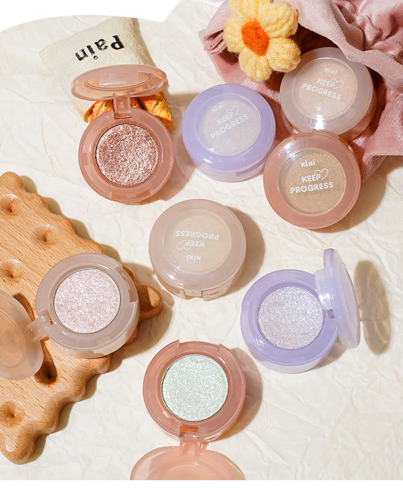 Diamond Glitter Eyeshadow – vattenfast singelögonskugga med intensiv glans & lång hållbarhet