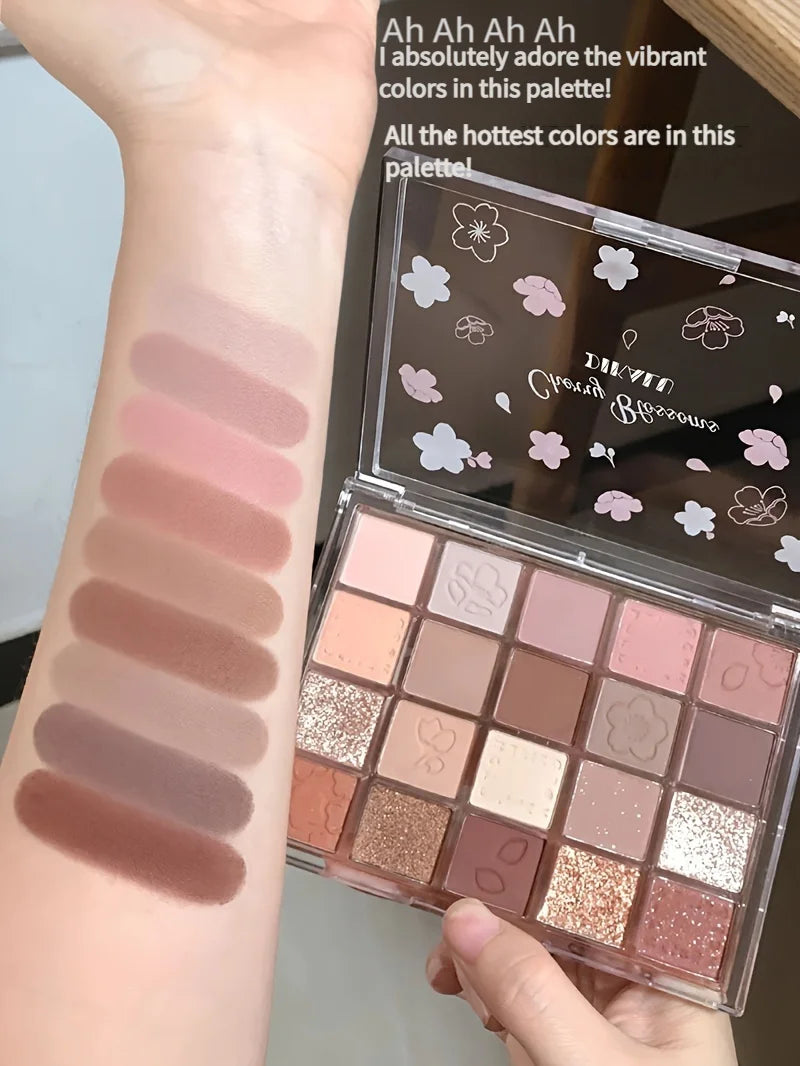 Evening Cherry Dance – 20-färgs ögonskuggspalett