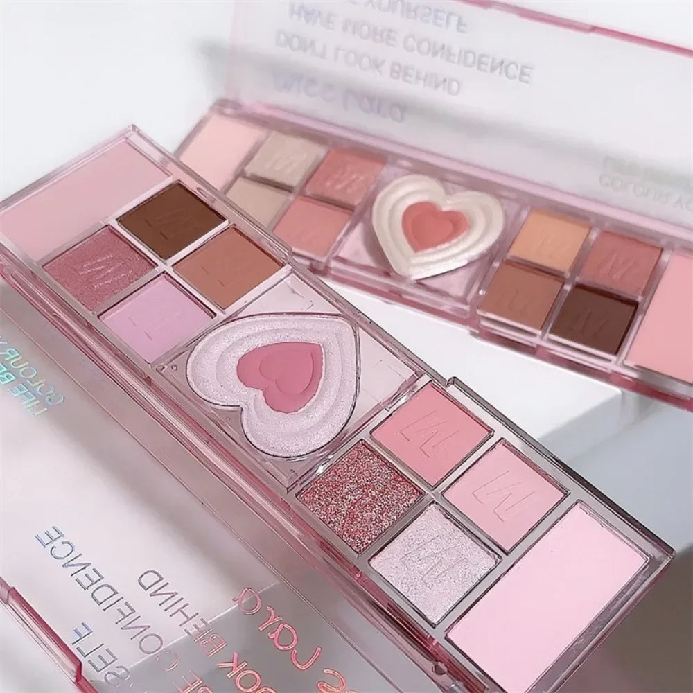 12-färgs Love Heart Eyeshadow Palette – koreansk ögonskugga i rosa hjärtdesign
